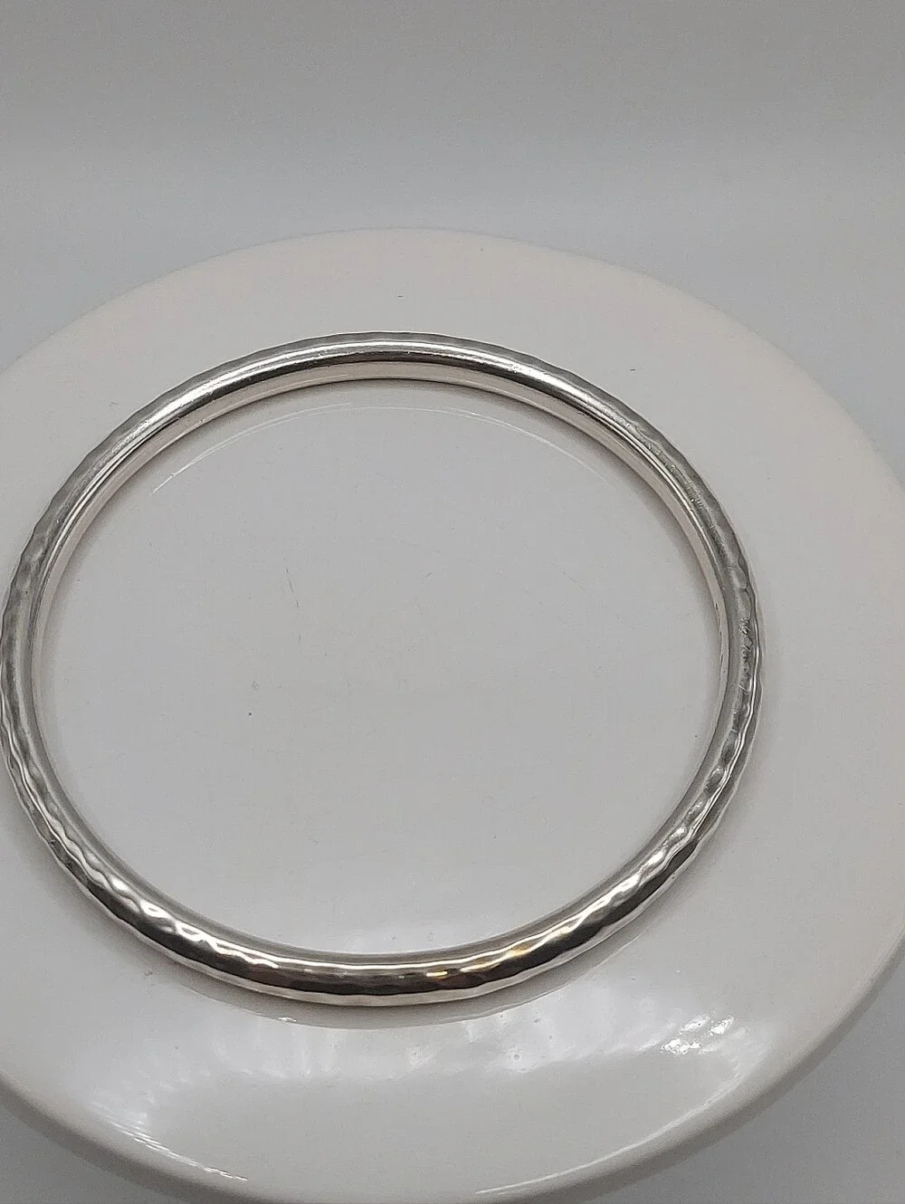 Silpada Retired Hammered Sterling Silver Bangle Vtg Bracelet, GC.